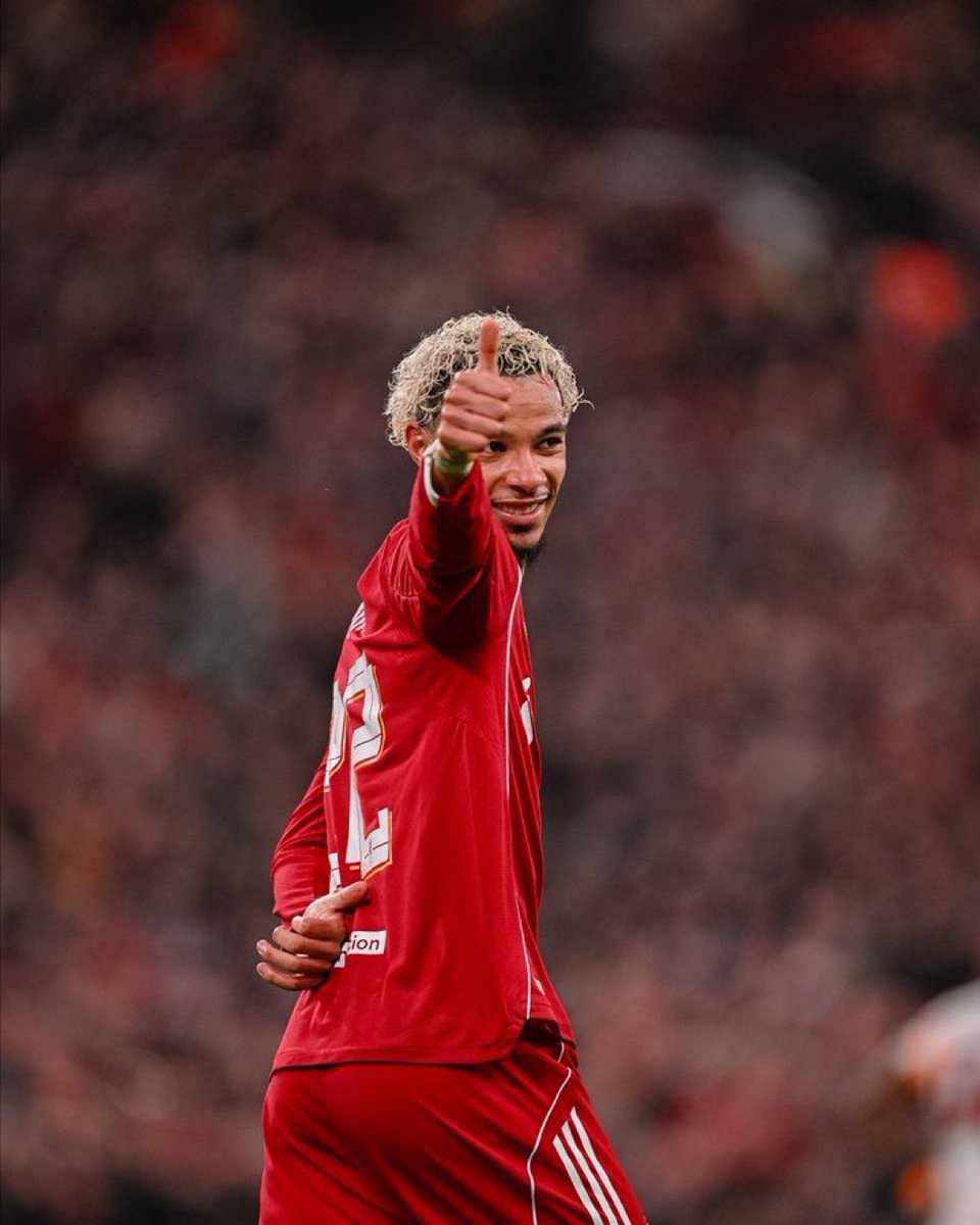 𝐂𝐆𝐋𝐑. ♛ ★🪬 tweet media