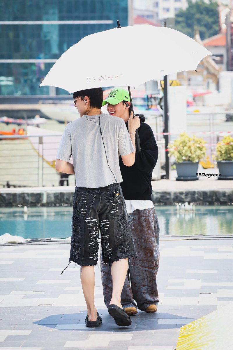 𝟵𝟵𝘿𝙚𝙜𝙧𝙚𝙚𝙯. tweet media