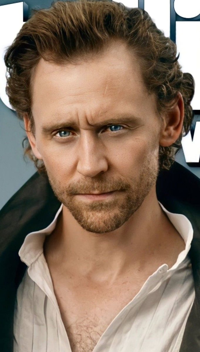 binestom's tweet image. The Williams in Toms Life.
#TomWilliamHiddleston himself 
#HankWilliams
#WilliamRansome
…and last not least #WilliamShakespeare 

Because it’s #WilliamsWednesday 🥰