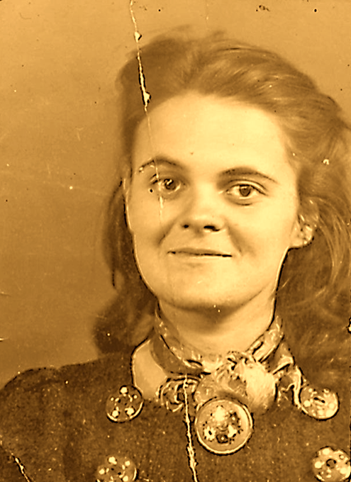 "Je pouvais supporter qu’on me fasse du mal, dira-t-elle, mais pas qu’on en fasse aux juifs ou aux enfants". Ce 15 avril 1944, elle accouche d'un fils. En prison. Son compagnon, lui, a été déporté. Mais il reviendra. Entre-temps, elle se sera évadée avec son bébé. France Hamelin.