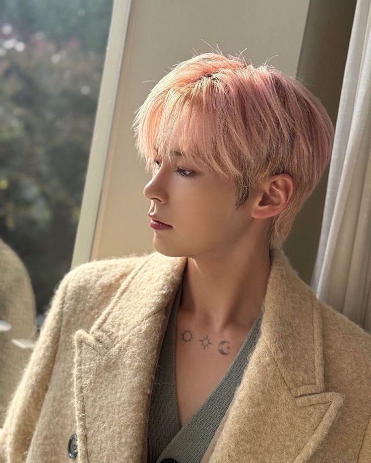 성한빈 쇄골 tweet media