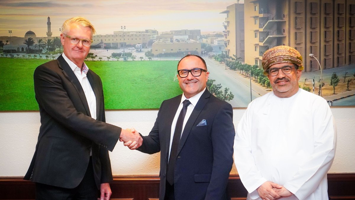 B2Press's tweet photo. 🇴🇲��� Renaissance Services acquires Socat as part of new growth strategy

Oman-based integrated facilities management (IFM) and accommodation solutions company Renaissance Services has announced the acquisition of Socat, marking a key step in its broader growth and expansion strategy.

The move aims to strengthen Renaissance Services’ operational capabilities and market presence, supporting long-term development across its core service sectors.

🔗 Read more on:
https://t.co/GbWp5Yjkaj

#MergersAndAcquisitions #BusinessGrowth #Oman #CorporateStrategy #B2Press 🤝