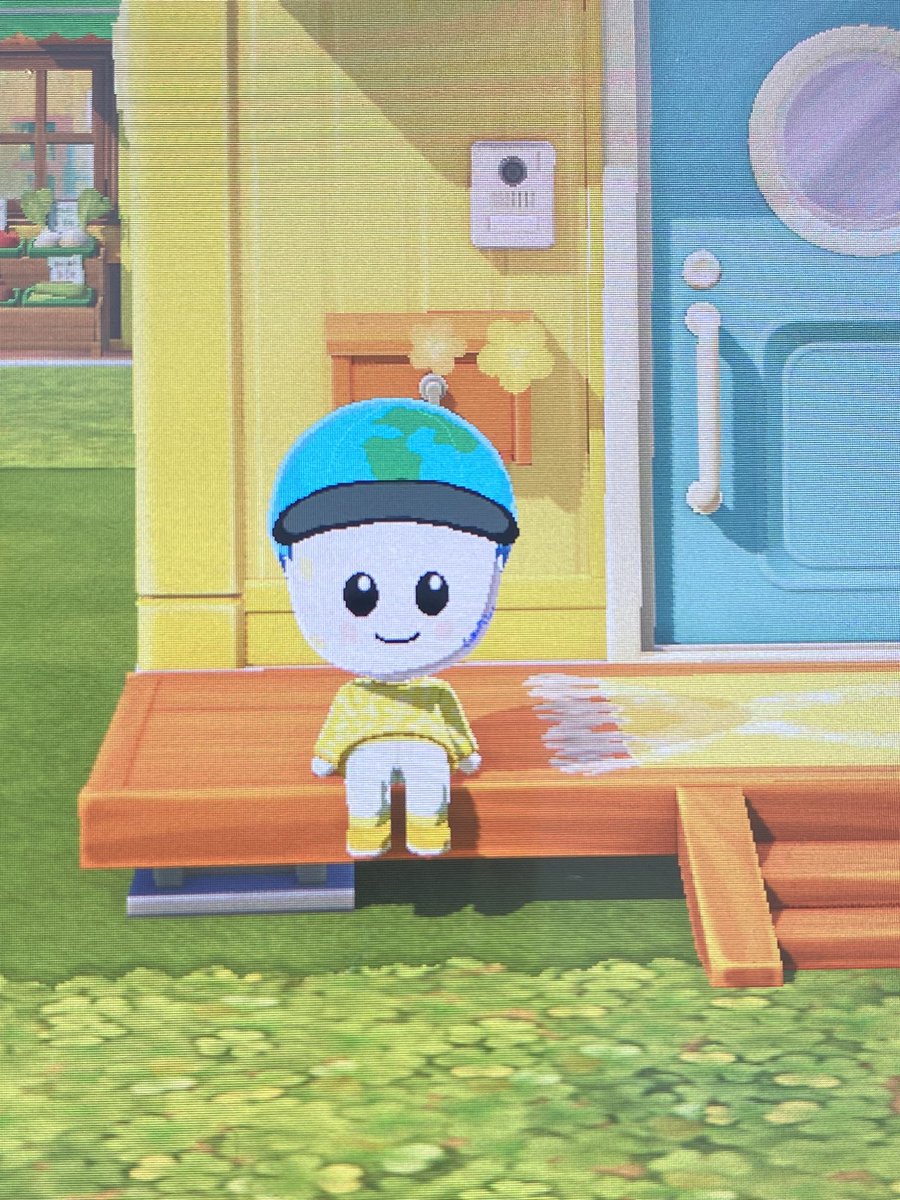 Little rise updates as we wait the last few hours (orange to replicate astronaut suit)
