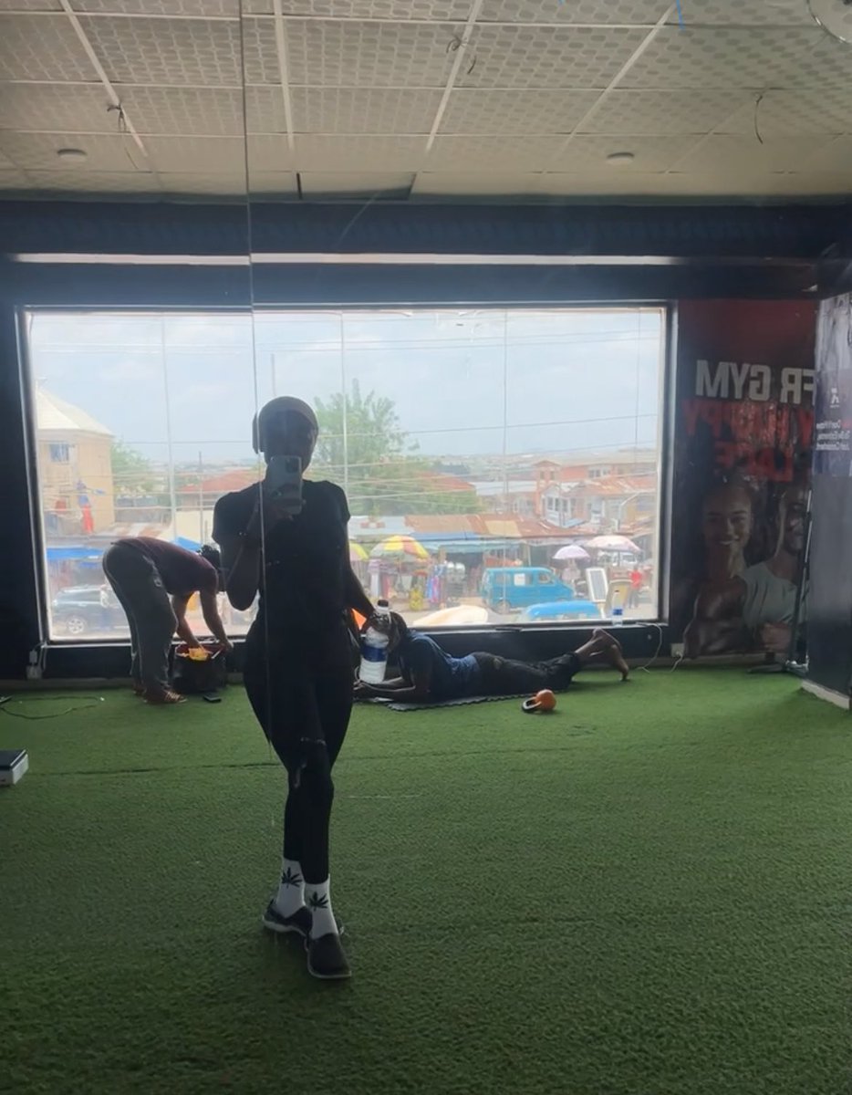 Maryam | UI/UX Designer 👩🏽‍💻 tweet media