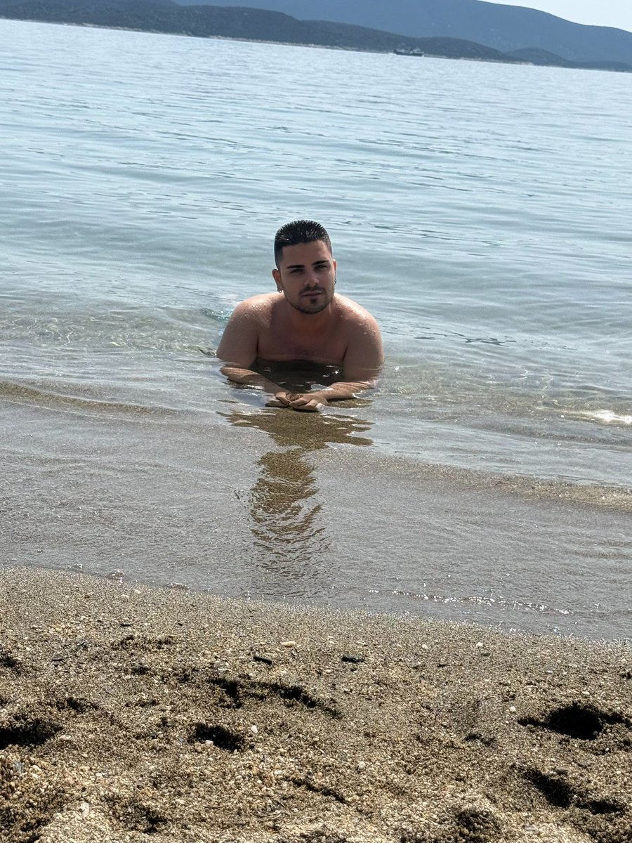 Drec Driza tweet media