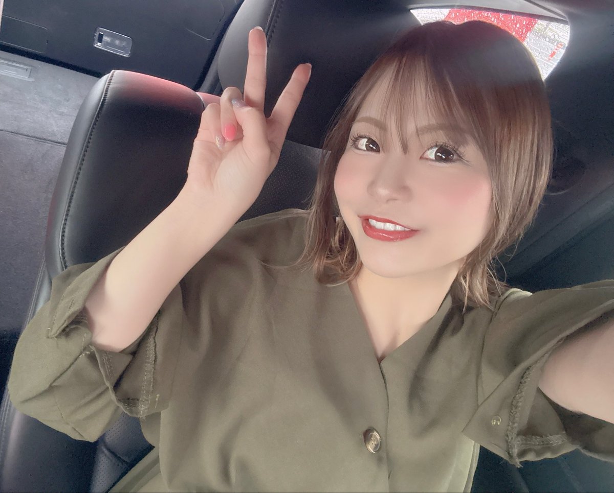 望月咲🐤DMMぱちタウン tweet media