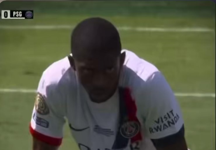 phamouxgram tweet media