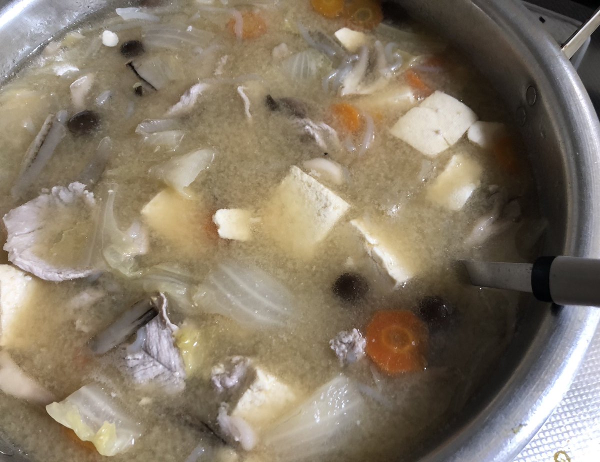 まいまい tweet media