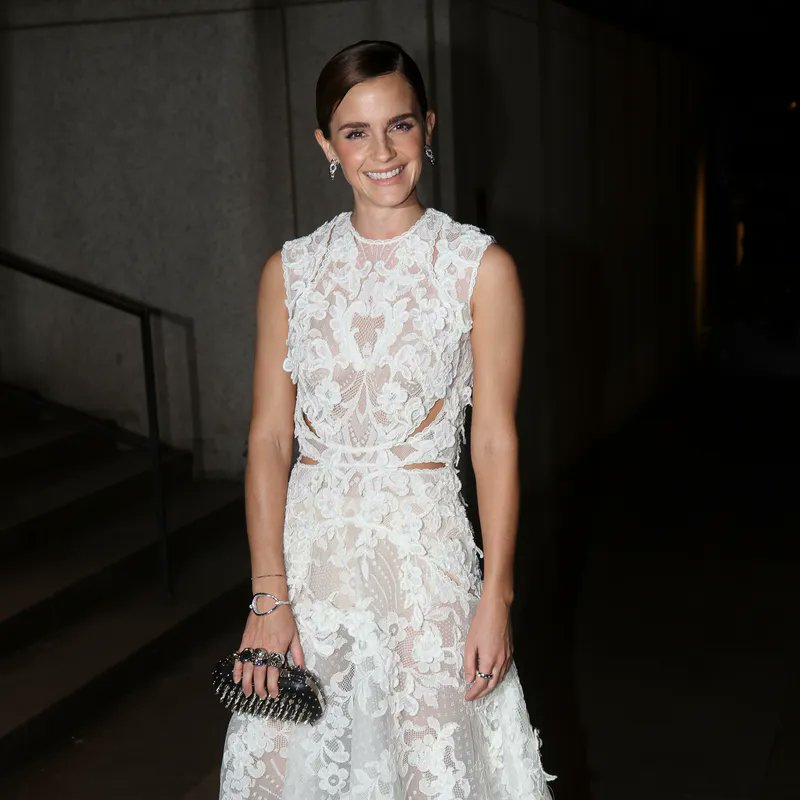 HPNews_Germany's tweet image. 🎉Happy Birthday Emma Watson!
Hermione Granger's actress from the #HarryPotter films turns 36 today!🍰