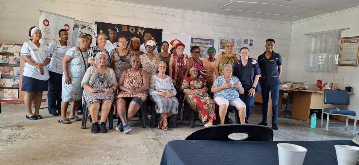 SAHeartStroke's tweet image. Our Durban team out at Malibongwe for our monthly Mended Hearts and Stroke Group meeting, aimed at providing educational and emotional support to heart attack and stroke survivors. ❤️ #HSFSA #HeartHealth #MHSG #brainhealth #healthylifestyle