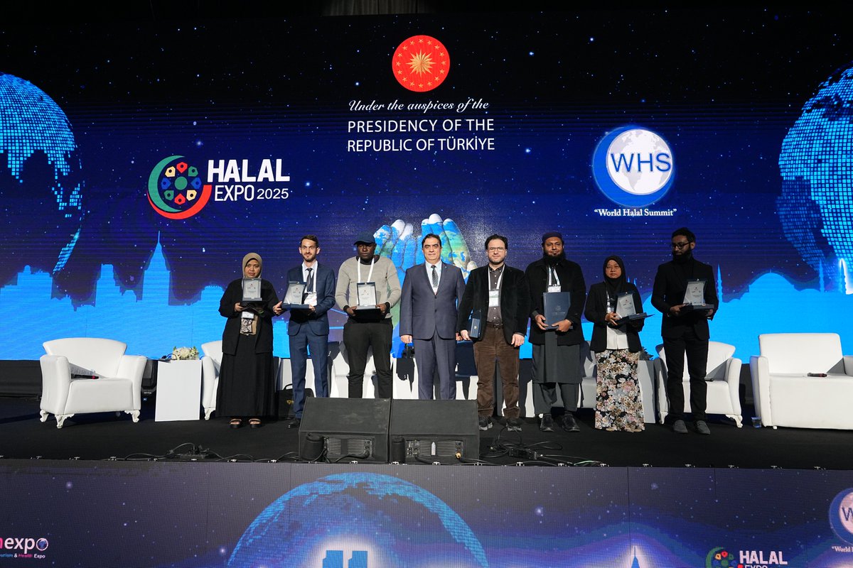 HalalSummit's tweet photo. 📸 Throwback to an insightful Session 3 at WHS 2025!
We continued the momentum with a compelling discussion on Governance & Strategic Excellence in Halal Economy — highlighting the importance of strong frameworks, effective policies, and strategic leadership in driving sustainable growth across the global halal industry.
Swipe through for some highlights from the session ➡️
Stay tuned for more updates as we gear up for WHS 2026 — bigger, better, and unmissable!
#WHS2025 #Governance #StrategicExcellence #HalalEconomy #HalalIndustry #Smiic #DiscoverEvents #HalalExpoIstanbul #OIC #Throwback #WHS2026 #ComingSoon