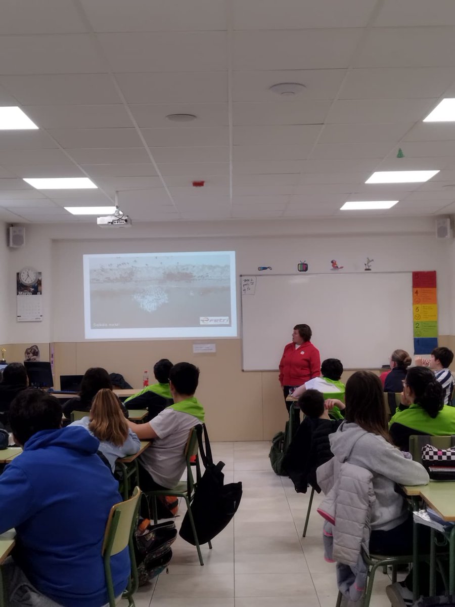 Colegio Reparadores Puente la Reina tweet media