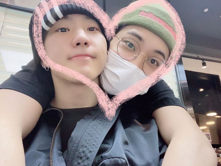 yare 𖹭. tweet media