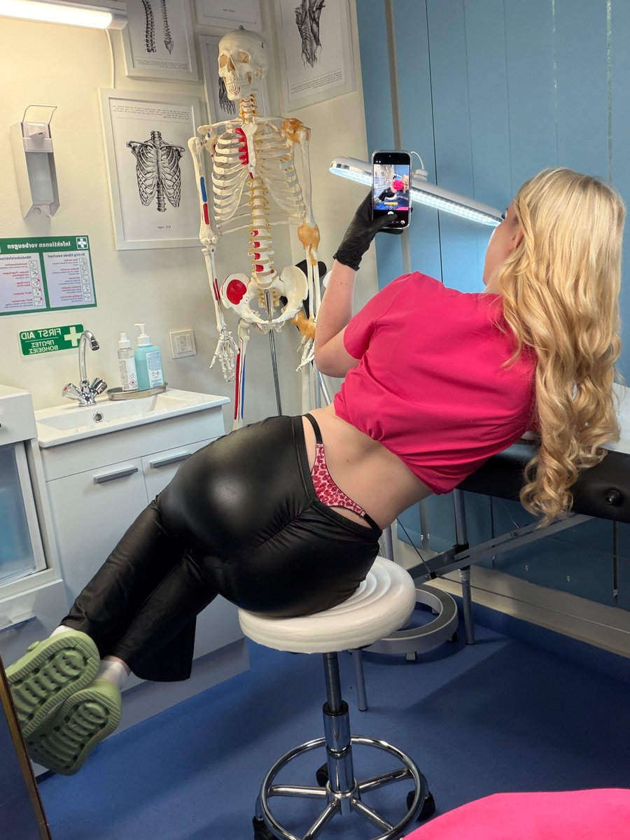 Mia Peach tweet media