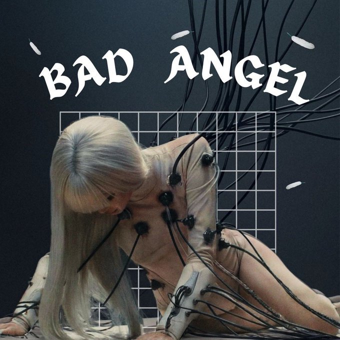 Lilisa_Daily tweet media