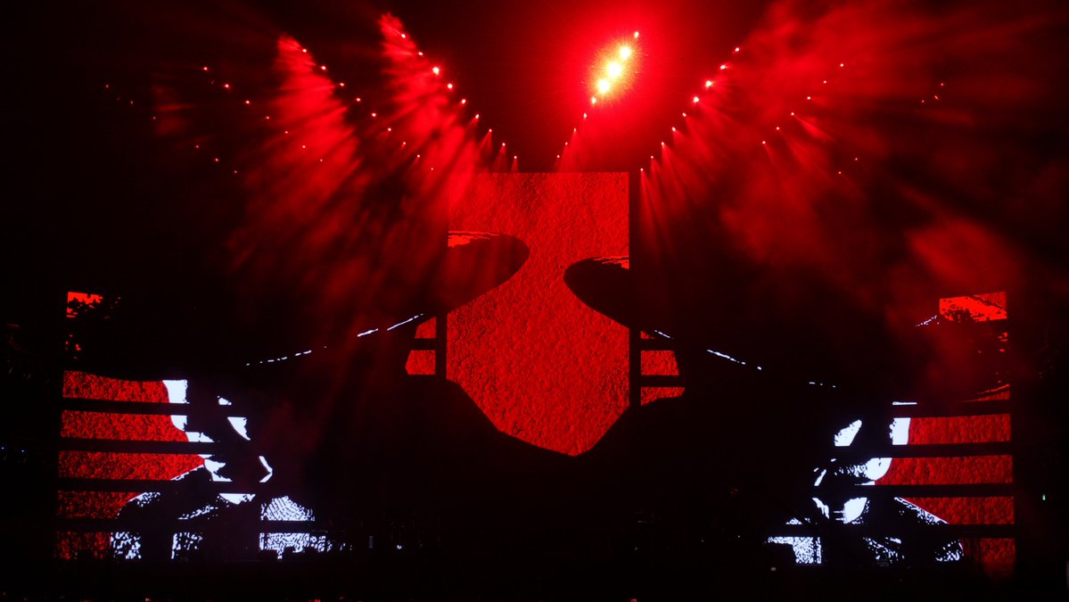 Егор tweet media