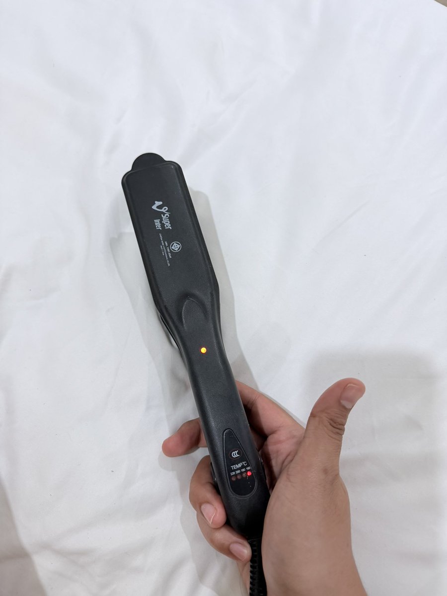 be_flawed tweet media