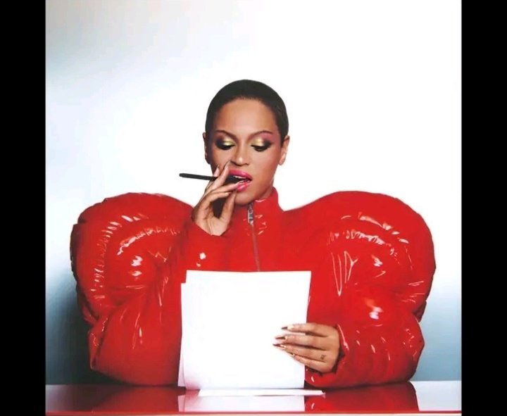 Beyoncé f∆shionicon (@beyoncefashi) on Twitter photo 