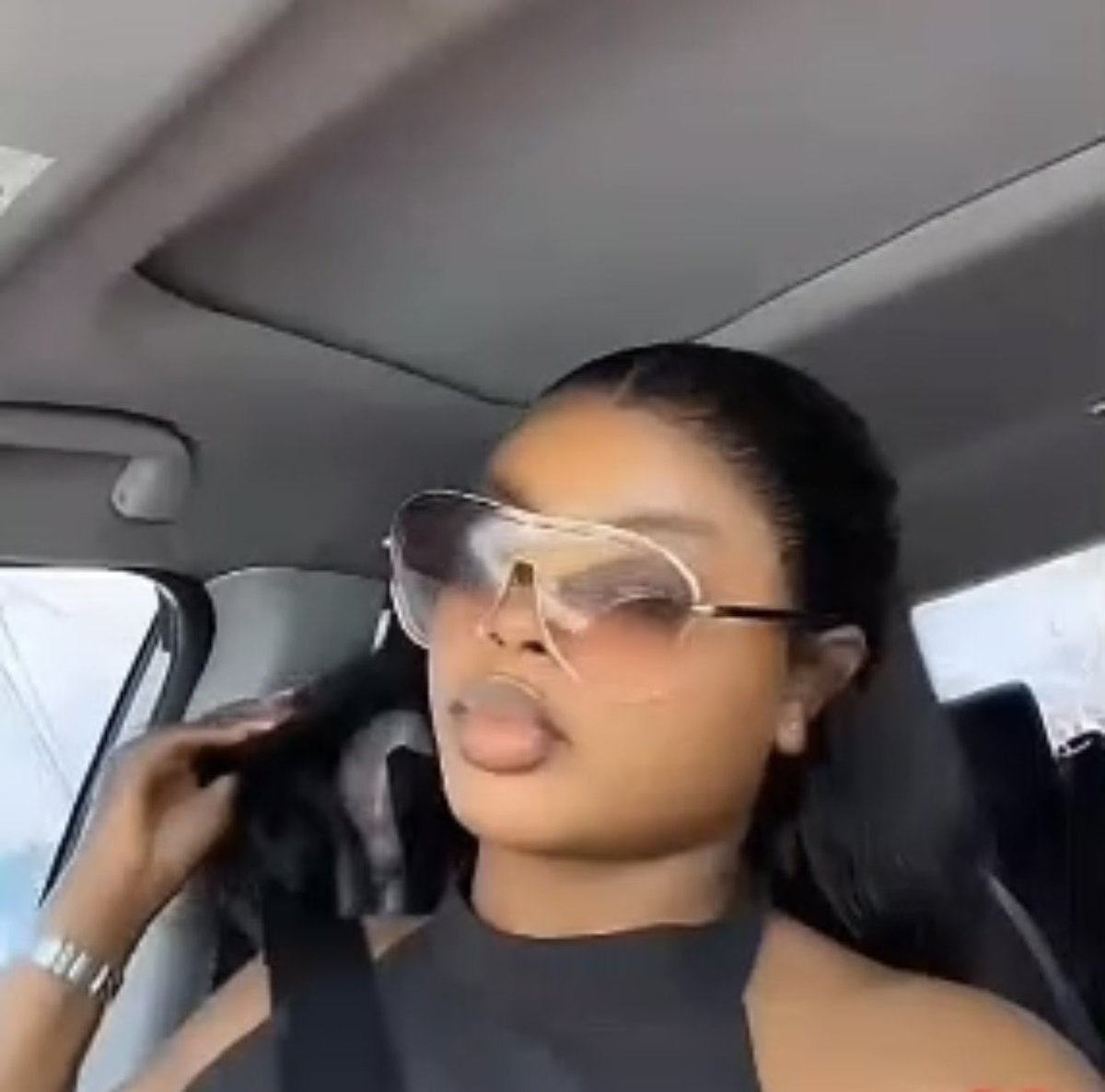 unbreakable drill and rosey tweet media