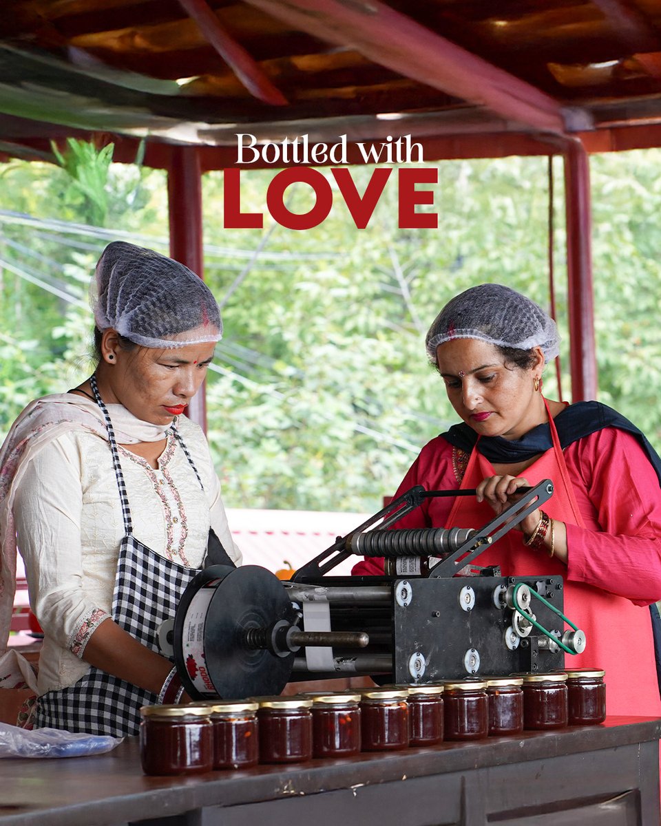 MountKarol's tweet image. From the quiet orchards in the hills to your everyday breakfast, our jelly goes through a journey that’s slow, simple, and full of care.

No shortcuts, no rush… just good flavour in every jar.

That’s the journey of our jelly ❤️
.
.
#FromFarmToJar #RealFruit #SmallBatch