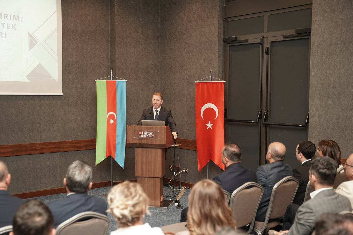 ticaritemsilci's tweet photo. Ticaret Temsilcisi Ofisi ile İZAZDER’in (@izazder) ortak organizasyonu kapsamında, İzmir şehrinde ‘Azerbaycan’daki Yatırım Fırsatları’ konulu bilgilendirme etkinliği düzenlenmiştir.

İZAZDER üyeleri ile İzmirli iş insanlarının katılım sağladığı programda, açılış konuşmaları https://t.co/PJNdHM7Fot
