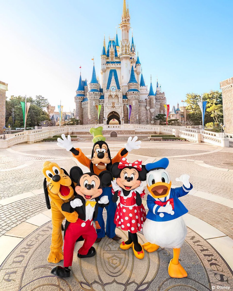 CharactersPhotosBlog tweet media