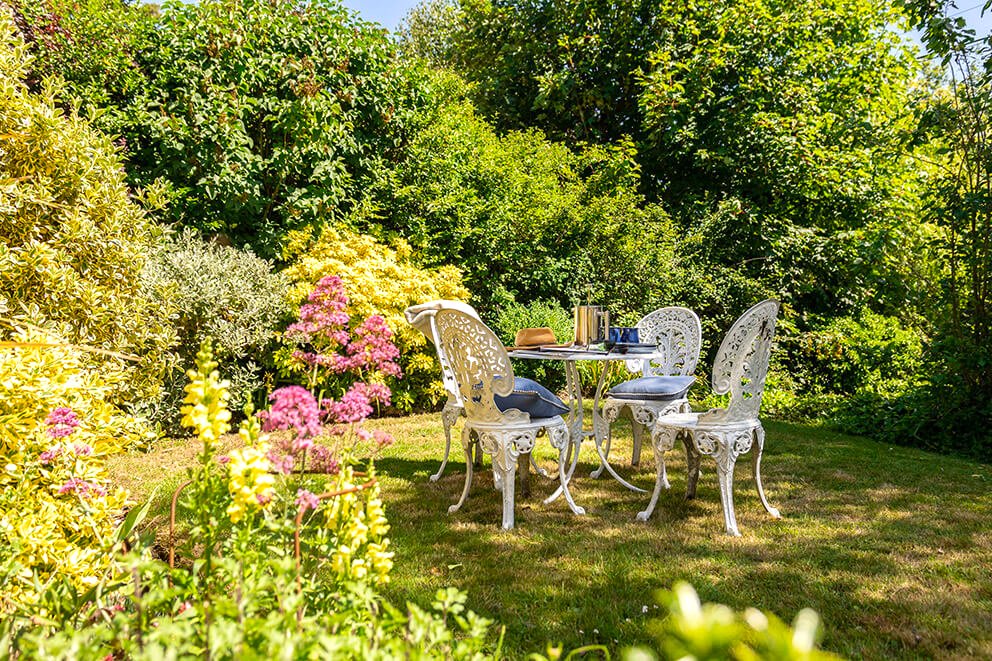 StayAtManorFarm's tweet image. Fancy a relaxing break for 2 in Suffolk this month? Book The Granary for 3 nights for just £246! #accommodation #selfcatering #holiday #holidays #shortbreak #shortstay #dogfriendly #Suffolk