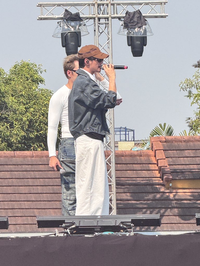 ปิงกมกม ૮ .ܸ ݂ .ܸ ✿ 𖦹⋆｡ tweet media