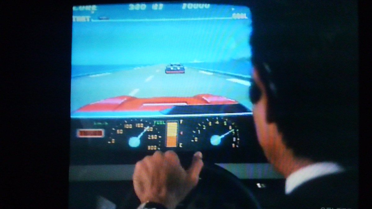 いりロン tweet media