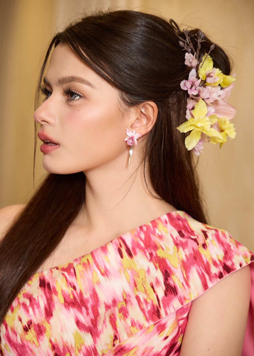 centralwOrld tweet media