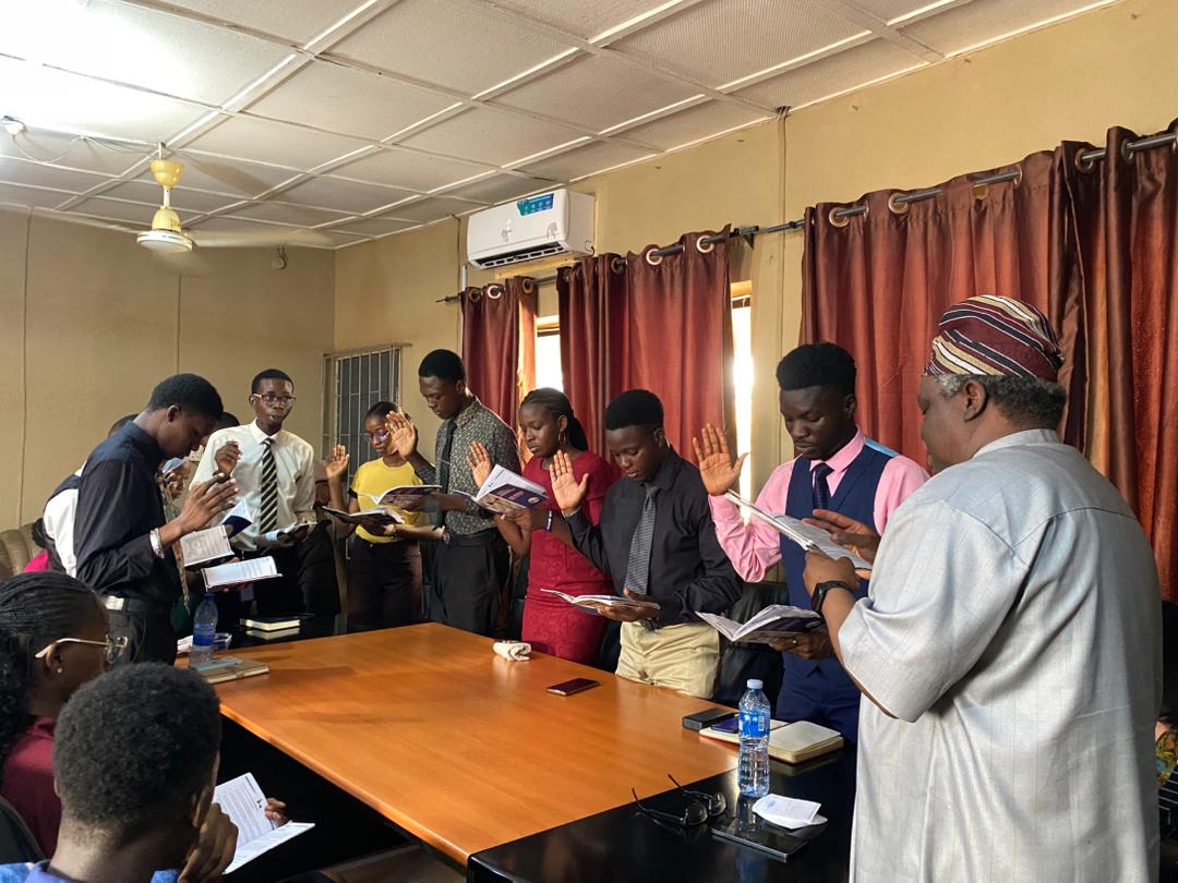 OOUMSA ⚕ tweet media