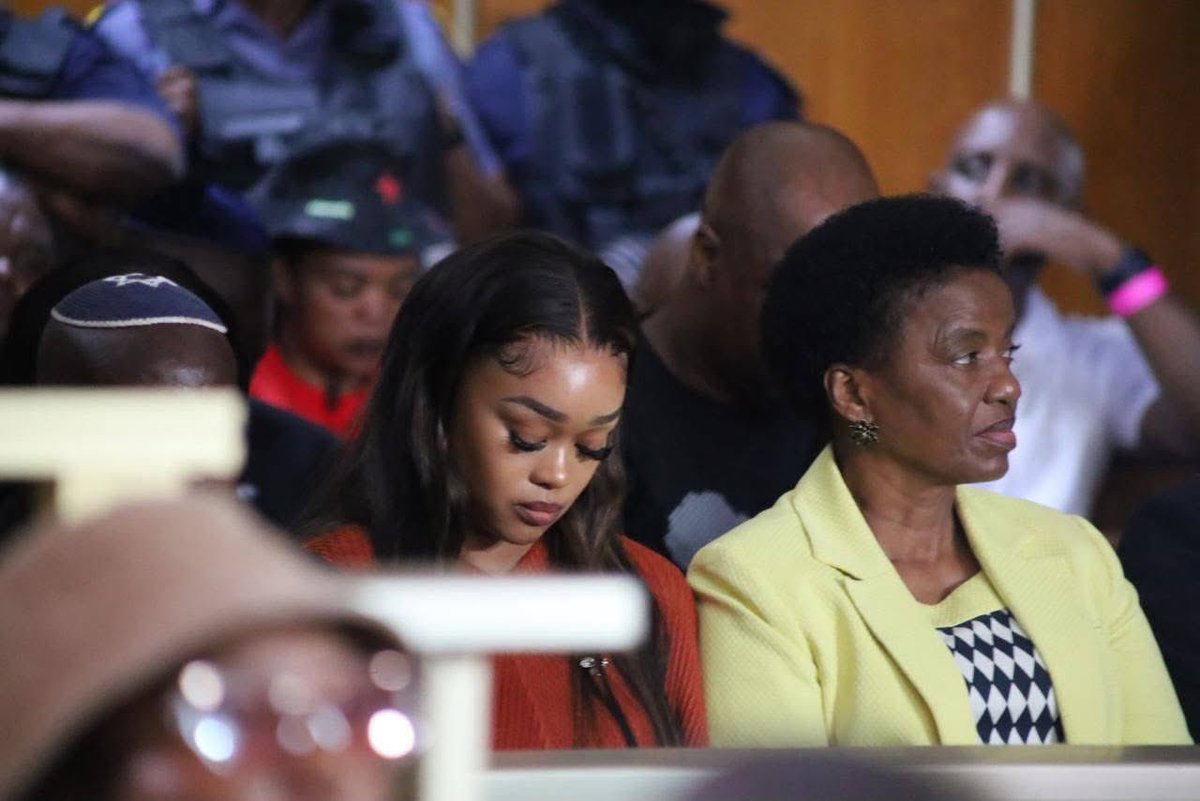 Man’s NOT Barry Roux tweet media