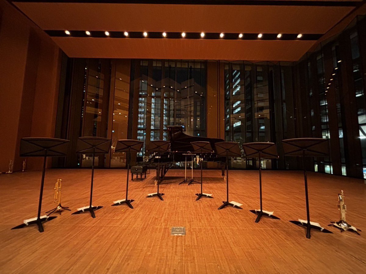 📣とものり組 2026🎺
Trumpet Selection Concert
〜集い重なり合う音色が描く
トランペットアンサンブルの世界〜

昨日はご来場いただきありがとうございました！
来年のコンサートは再び大編成トランペットアンサンブルを皆様にお届けできるよう、準備中です！
お楽しみに！✨