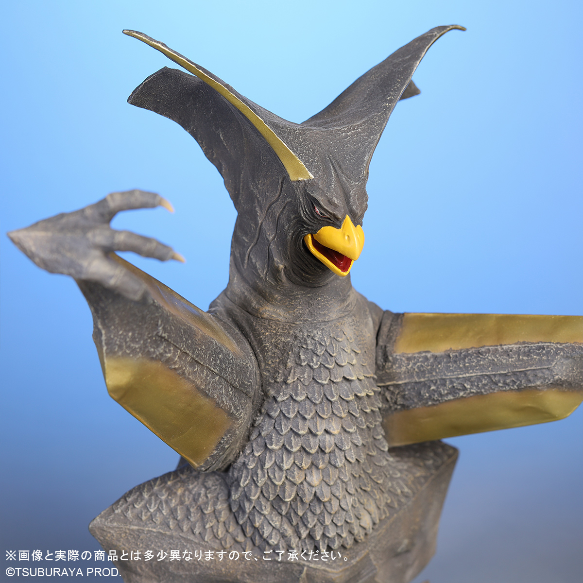 shounen_ric_xp's tweet photo. ♻️新商品受注開始♻️
『ウルトラセブン』より、ギエロン星獣が激闘カラーとなって登場❗
より劇中の緊迫感を感じる仕様に仕上げました❗
汚し塗装を追加しつつ、頭部と刃のように鋭い翼には金属感のある塗料を使用🦅
お見逃しなく👀

https://t.co/OpWLTJPbz4

#エクスプラス #少年リック #ウルトラマン  #ウルトラセブン
