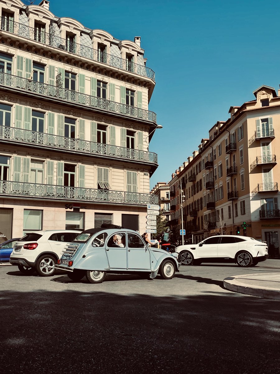OlivMcar's tweet image. Un air d'antan. #Nice06