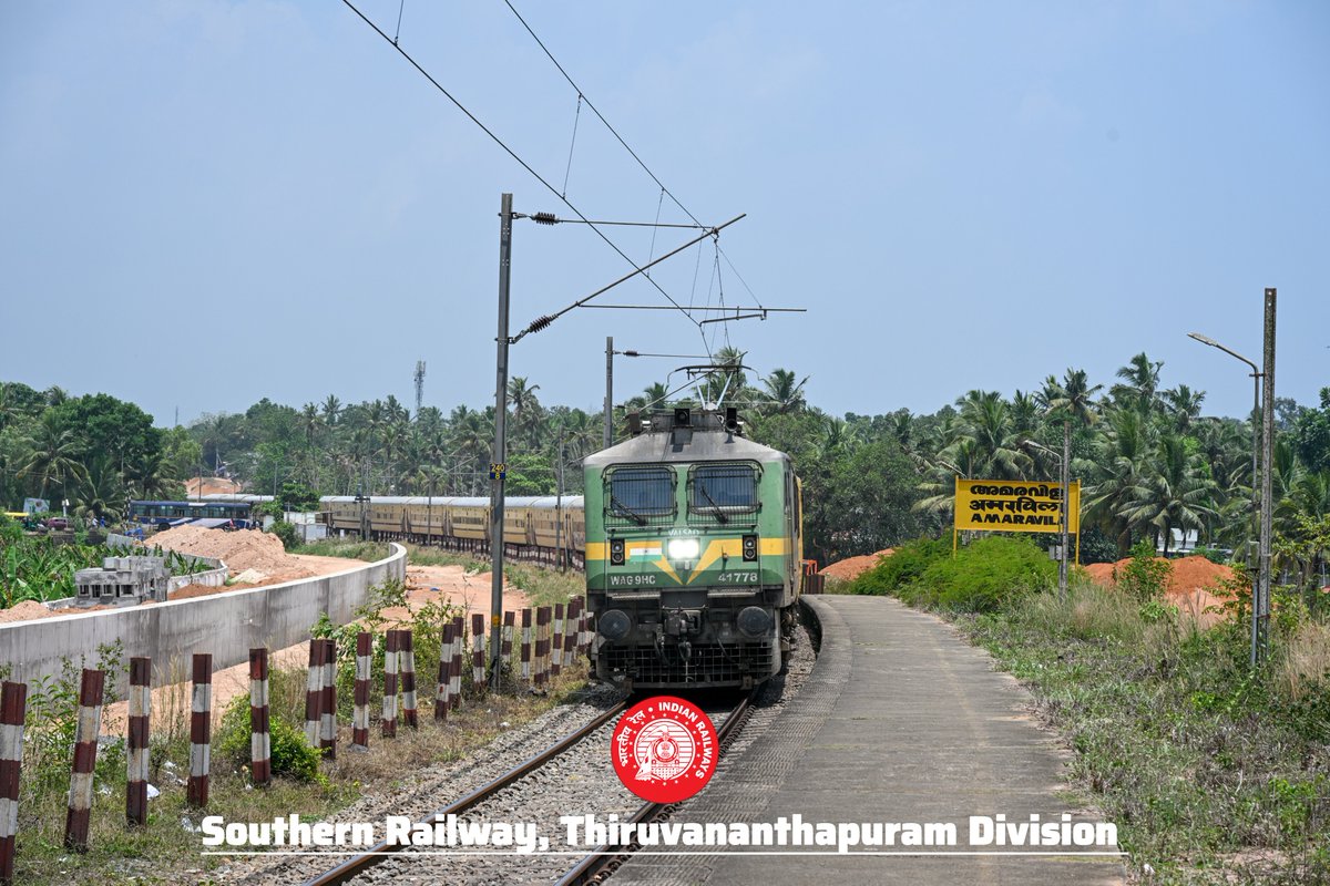 drm_tvc's tweet image. Train No. 06057/58 Nagercoil – Shalimar – Nagercoil Summer Special Express passing Amaravila Station.
#IndianRailways #SouthernRailway #TVCSR #Train #Railways