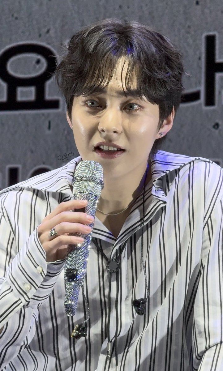 밍본︎ tweet media