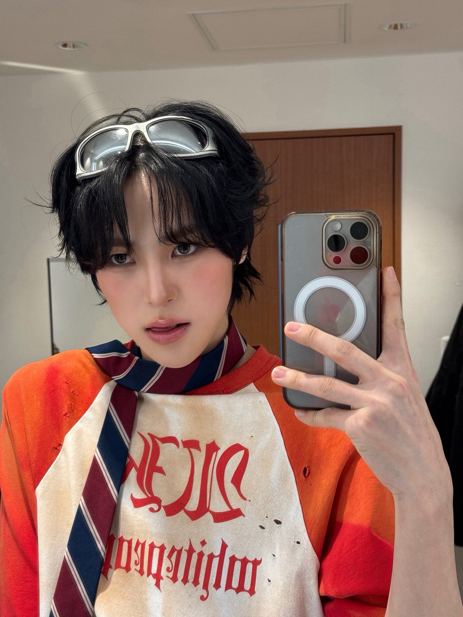 ᶜʳᵒᵖ tweet media