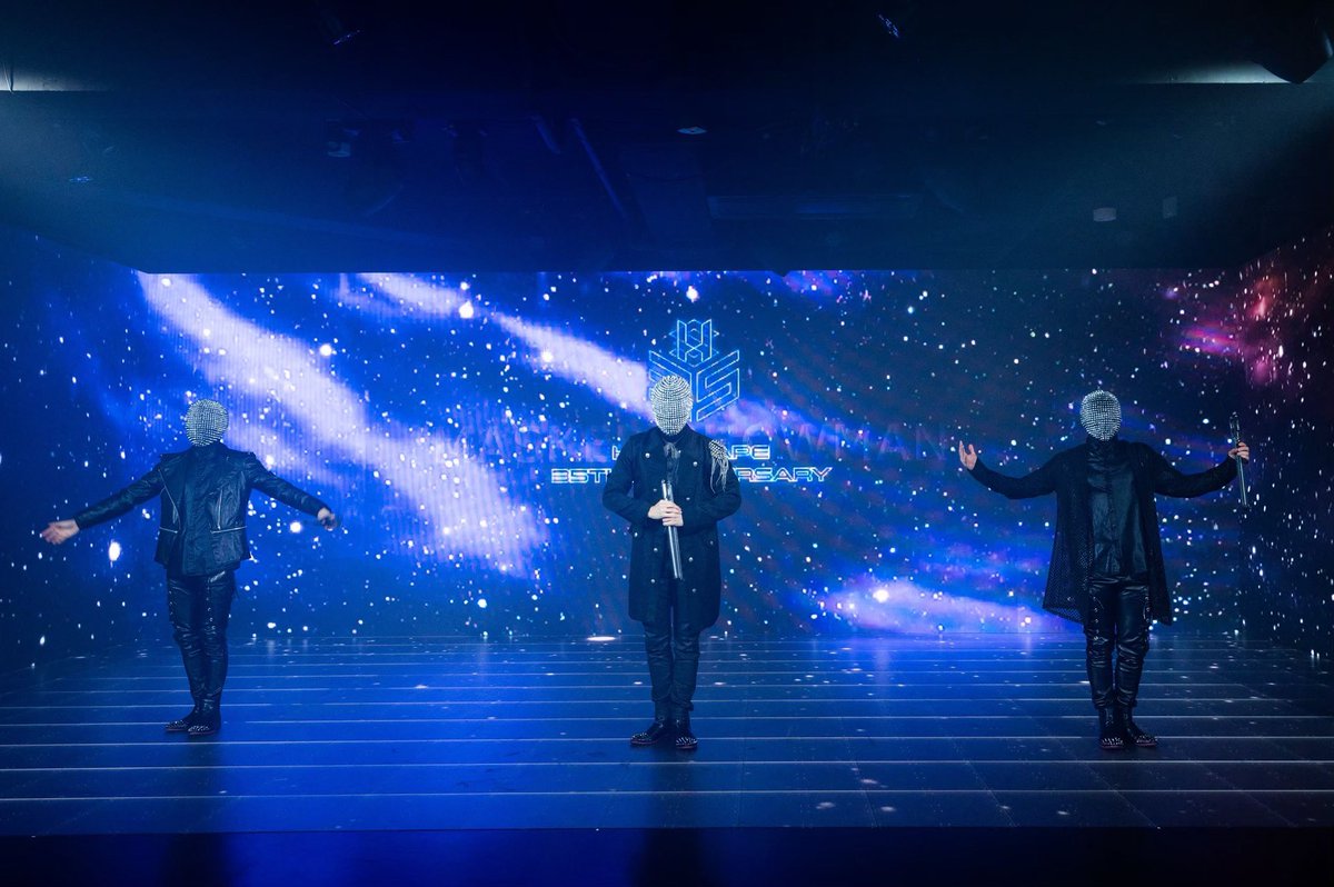 maskedshowman's tweet image. ４面LEDの大迫力空間でオープニングパフォーマンスMASKED SHOWMANショー。
maskedshowman.com/archives/2637

RED° TOKYO TOWERイベントレポートUP📲企業様の周年イベントのオープニングに出演。

#LED #LEDヴィジョン