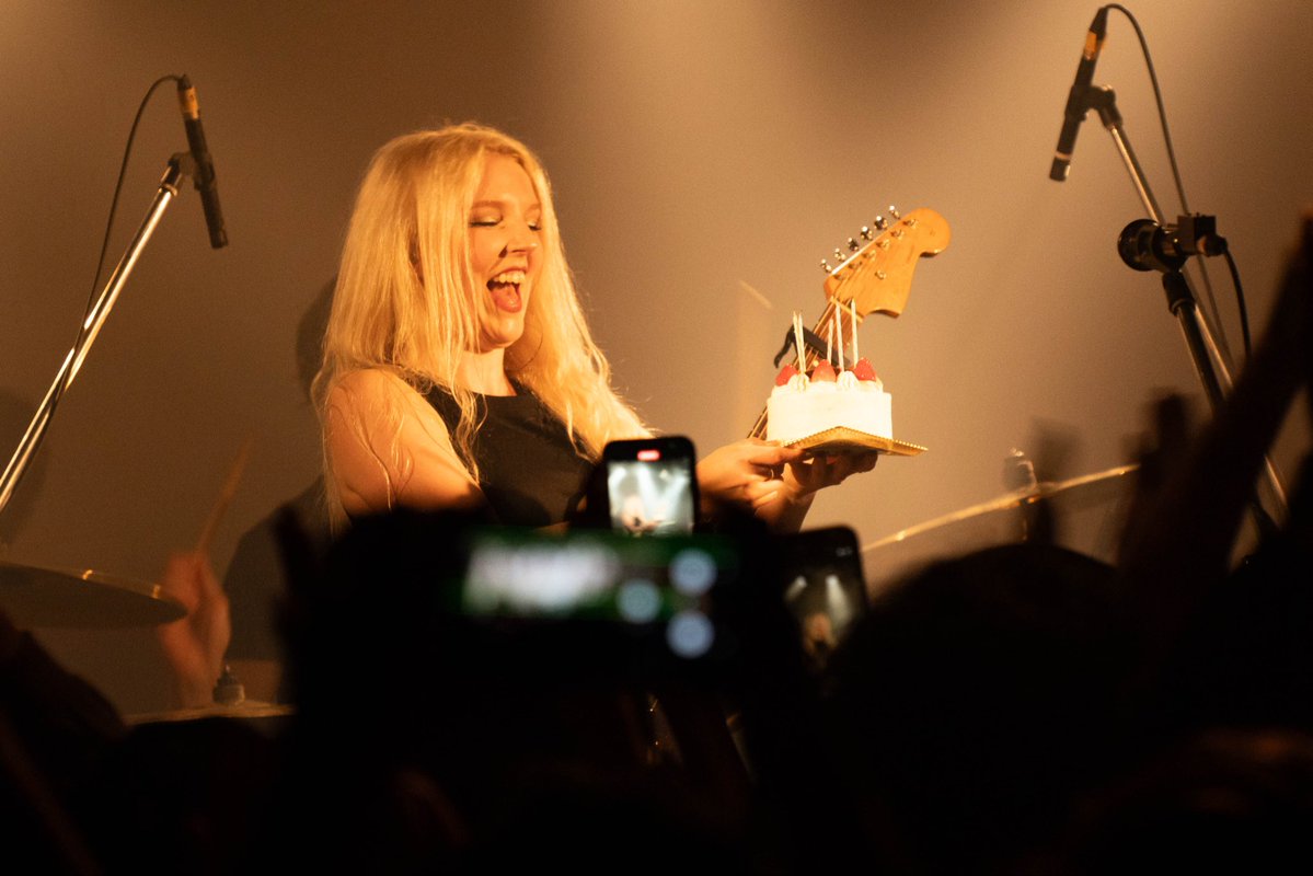 Holy Deviation tweet media