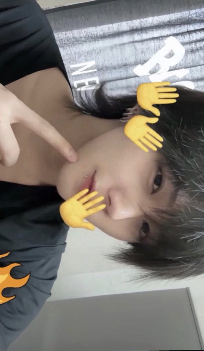 zange072119's tweet photo. 今はじめました
雰囲気好きな人いいねちょうだい
 #いいねでＤＭ  #地雷系女子  #裏アカ女子と繋がりたい https://t.co/oLhjKdRPrb