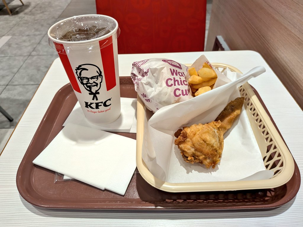 クトゥーマ tweet media