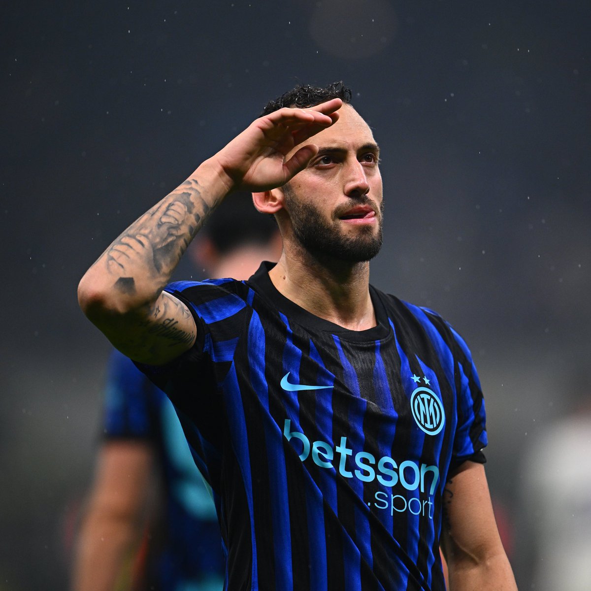 الرائد وبس ♥️🖤🤫 tweet media