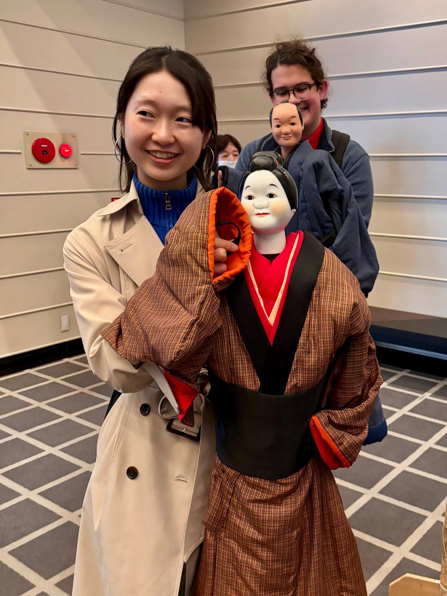 KCJS_Kyoto's tweet photo. 【Field Trip Report】
As part of the Japanese Performing Arts class taught by Prof. Cody Poulton and Prof. Luca Domenico Artuso, students visited the National Bunraku Theatre.

Oscar Fong (Boston University, KCJS 37 Spring) shared his thoughts.

#kcjs https://t.co/SLXoYJi5bV