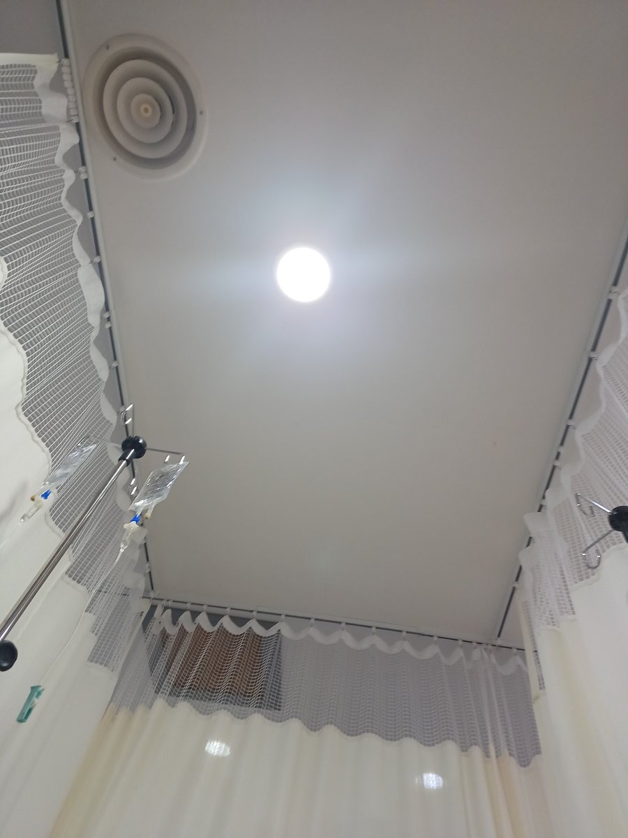 권라이_메인트_도넛홀 tweet media