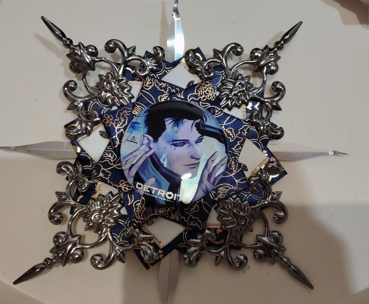 //

hes so pretty oh my god