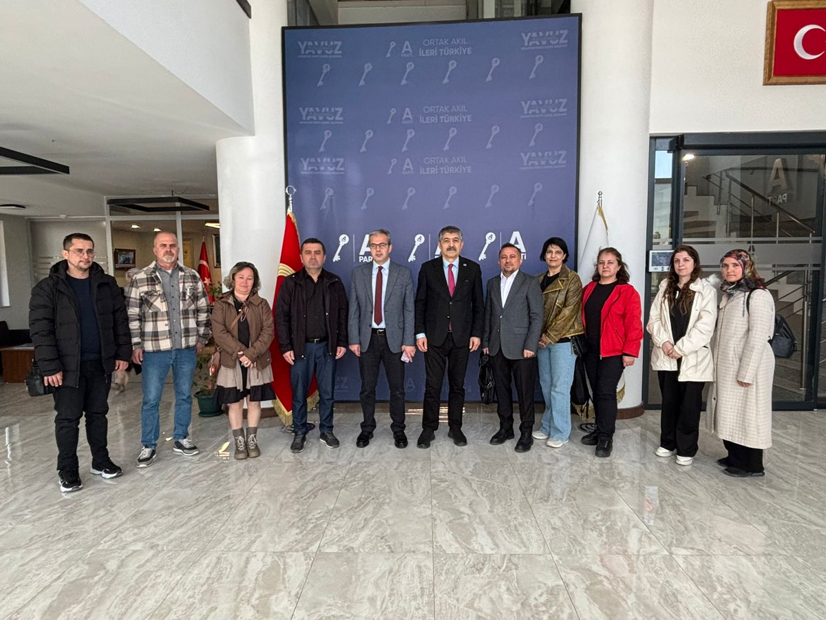 ÜCRETLİ ÖĞRETMENLER DAYANIŞMA DERNEĞİ tweet media