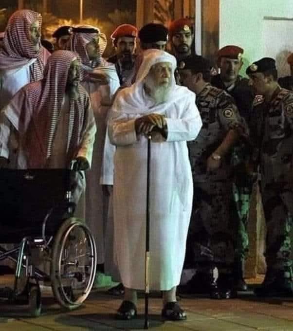 الانباري tweet media