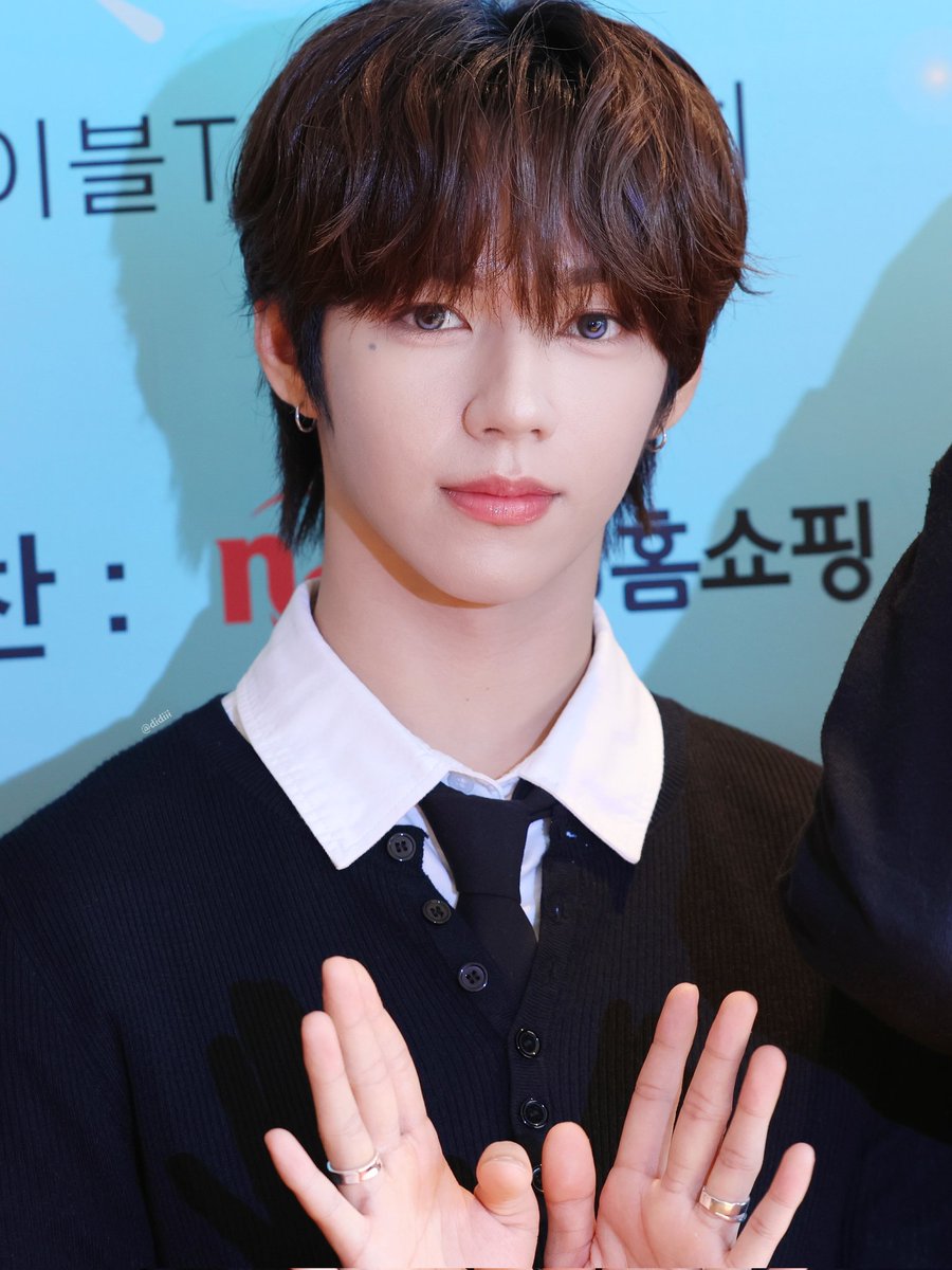 didiii_🧡 tweet media