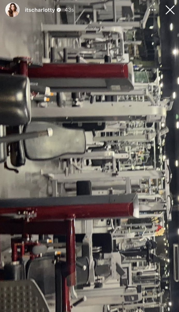 itsbubblesmiley's tweet image. ยัยคิตตี้บอดี้มาเวลของอุนแม่ 💪🏻🐰